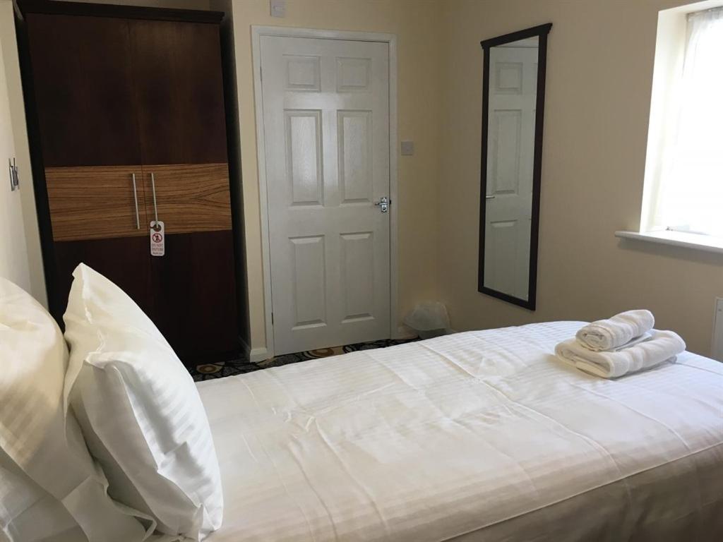 סקגנס Premier Hotel Not Premier Inn מראה חיצוני תמונה